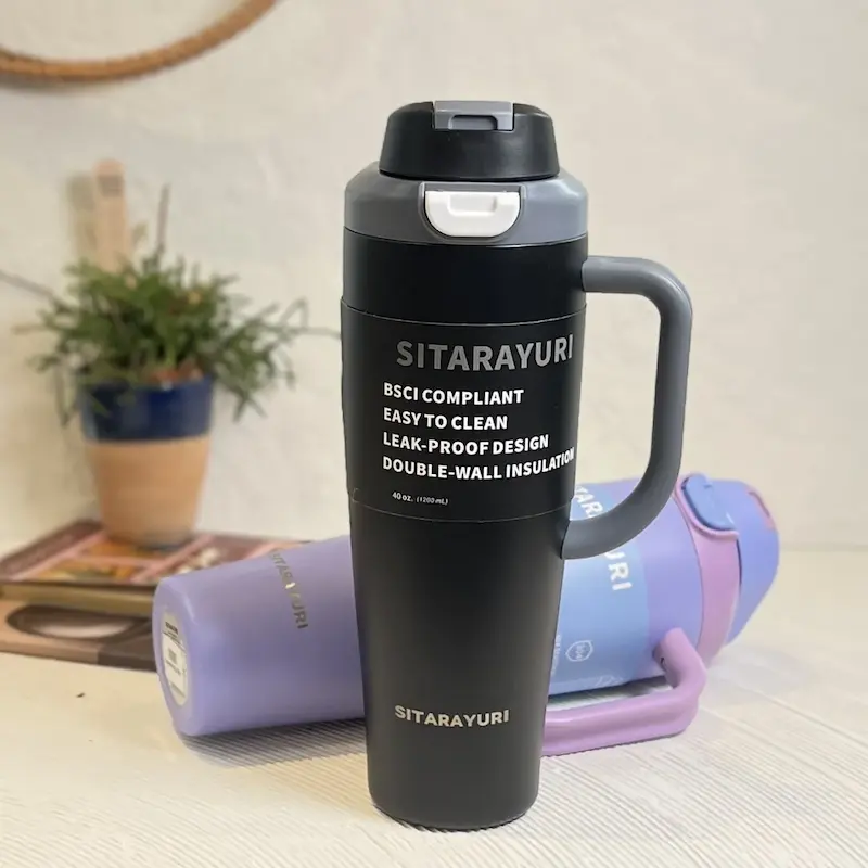 تراول ماگ دسته دار برند SITARAYURI یاسی و مشکی