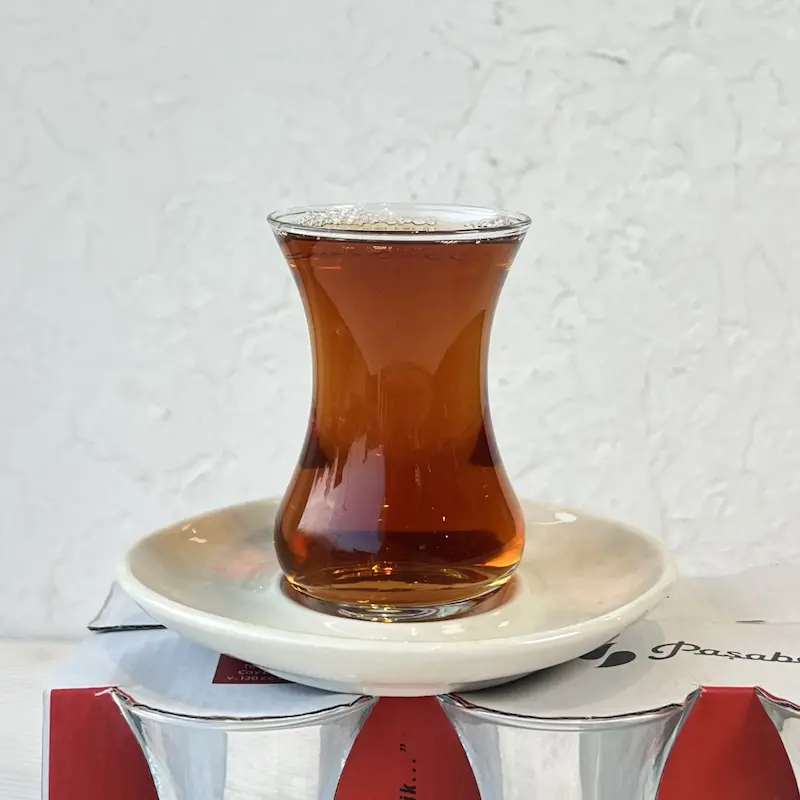 استکان کمر باریک وفا پاشا باغچه 