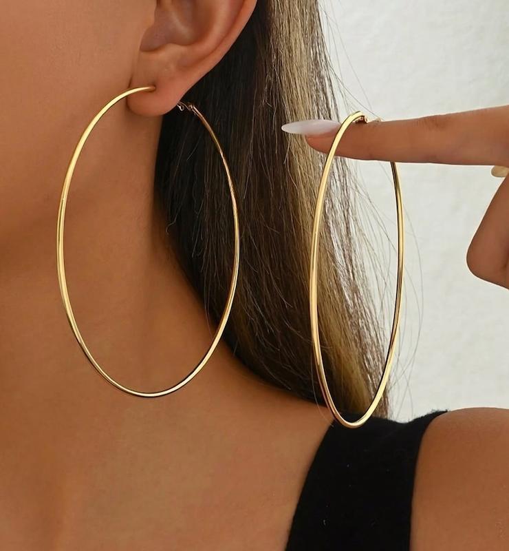 گوشواره حلقه ای بزرگ