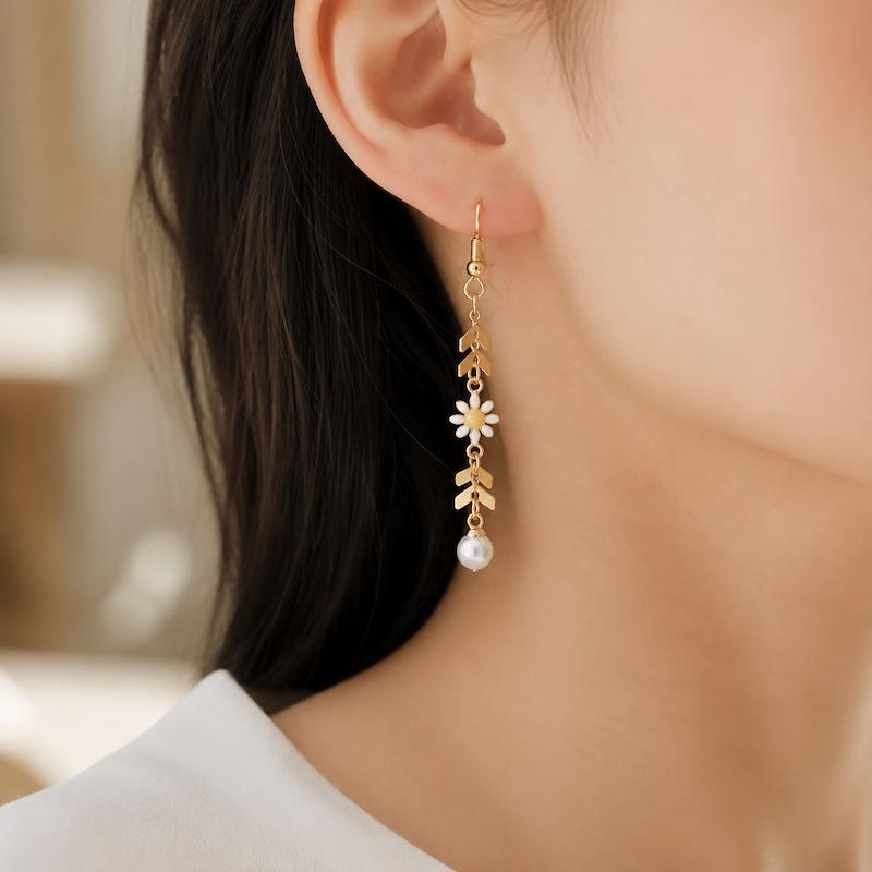 گوشواره استیل زنانه رویال بابونه 1223