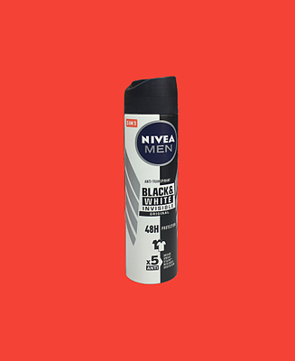 اسپره مردانه نیوا ضد تعریق نامرئی بر روی لباس سیاه + سفید 150 میل NIVEA Men Invisible for Black & White Orginal anti-transpirant Spray