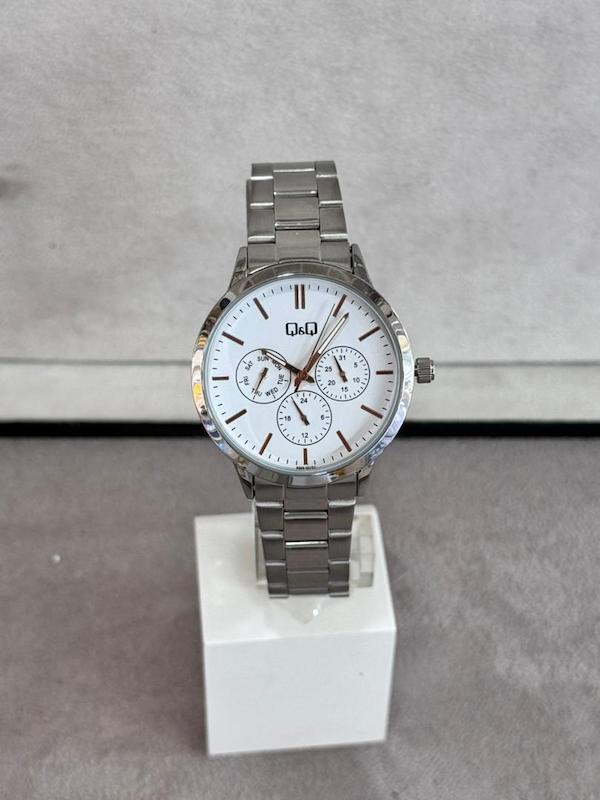 ساعت مردانه Q&Q مدل A04A-001PY