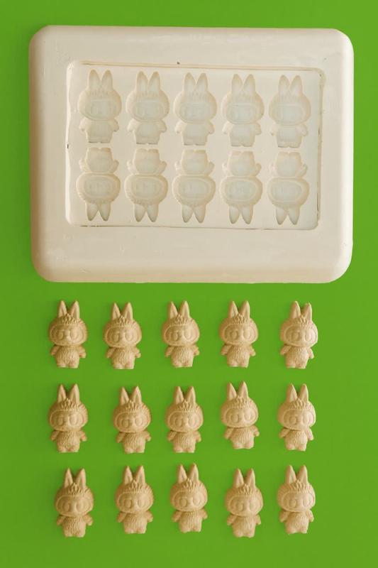 قالب گچی لبوبو بزرگ ( پل مل )