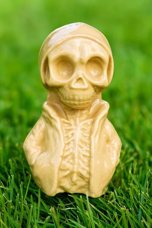 قالب گچی اسکلت لباس پوش ( گیوا مولد )