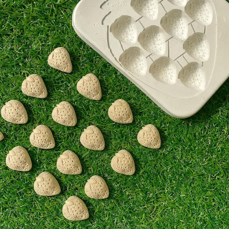 قالب گچی توت فرنگی ( پل مل )