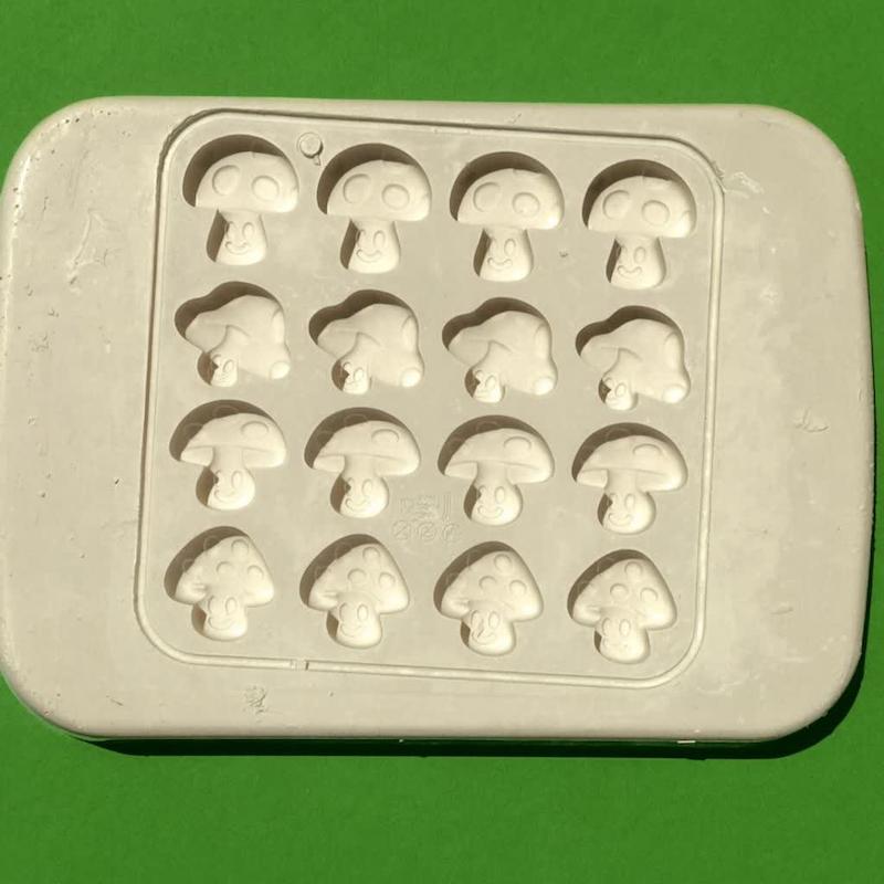 قالب گچی قارچ خندان ( پل مل )