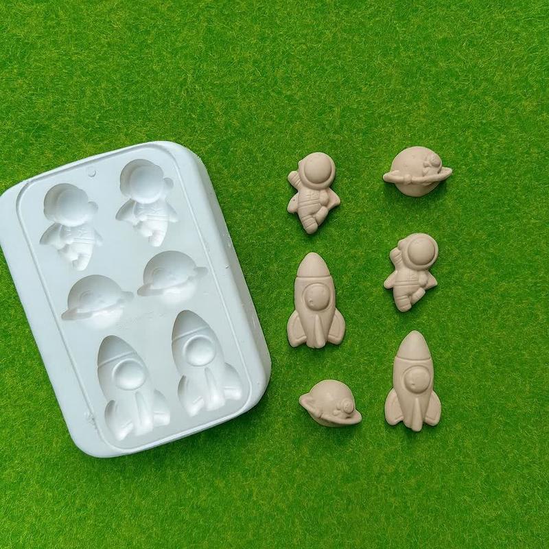 قالب گچی فضانورد دو ( پل مل )