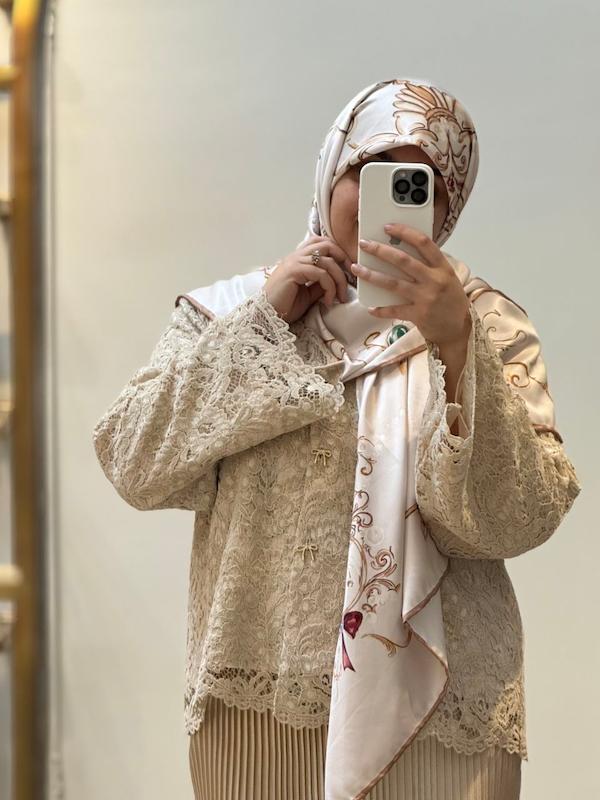الماس شیری