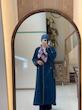 ایران دخت وسط آبی دور صورتی 