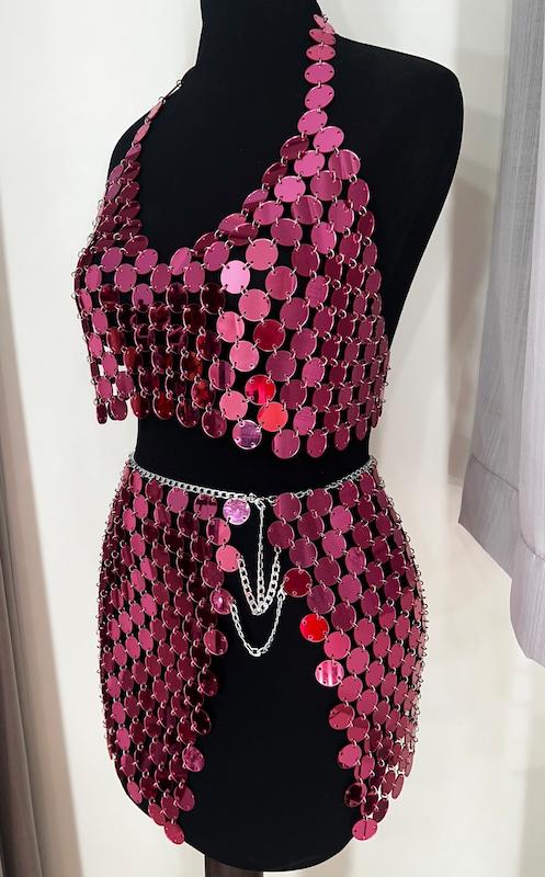 ست تاپ و دامن آینه ای صورتی