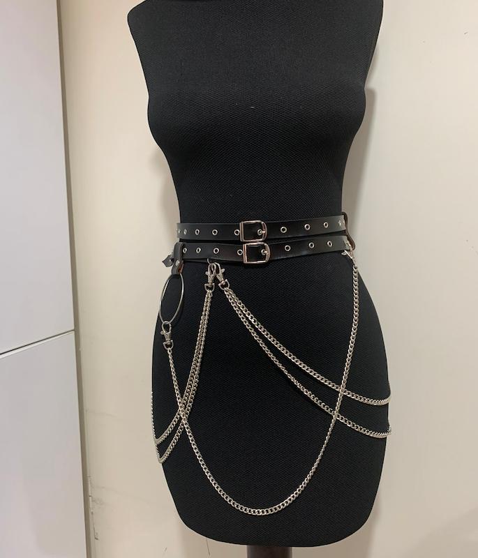 کمربند چرمی زنجیردار