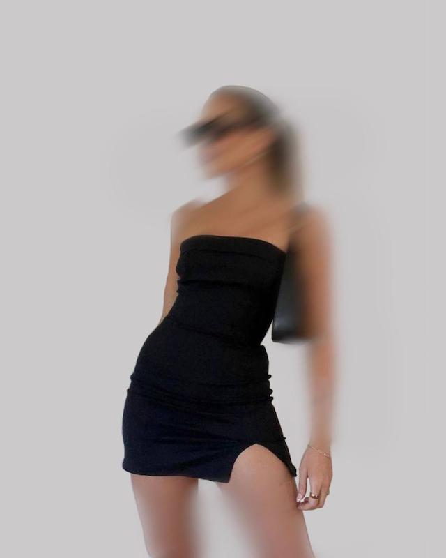 دکلته چاک دار