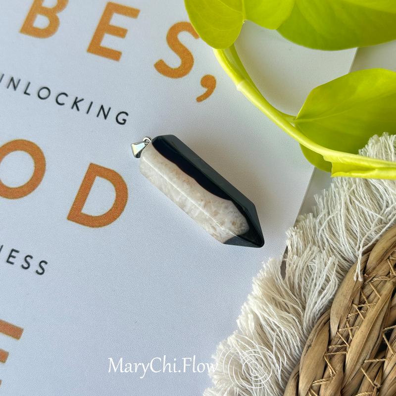 آویز عقیق سلیمانی