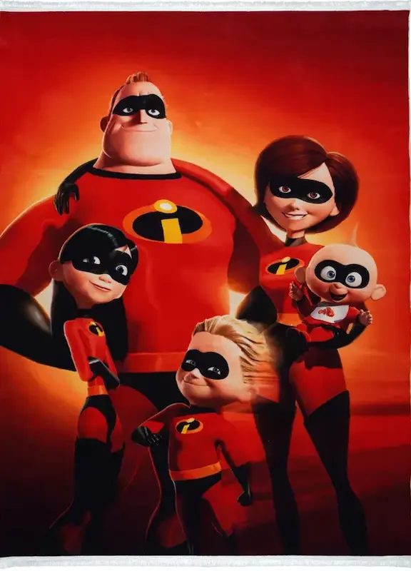 فرش ماشینی کودک طرح شگفت انگیزان کد 101204 تمام رنگ 700 شانه 