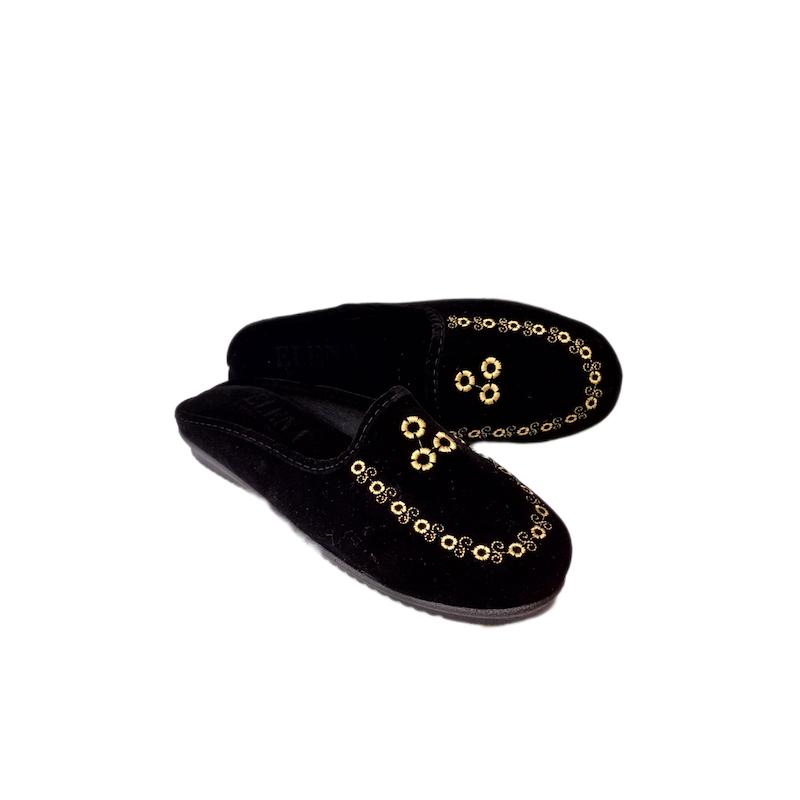 روفرشی زنانه مخمل گلدوزی ترکیه 105 جلوبسته