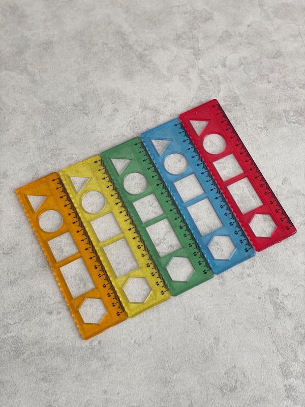 خط کش ۱۵ سانتی با اشکال هندسی 