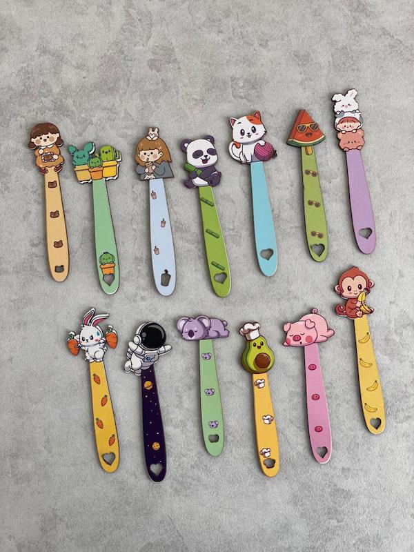 بوک مارک چوبی فانتزی ۱۰ سانتی 