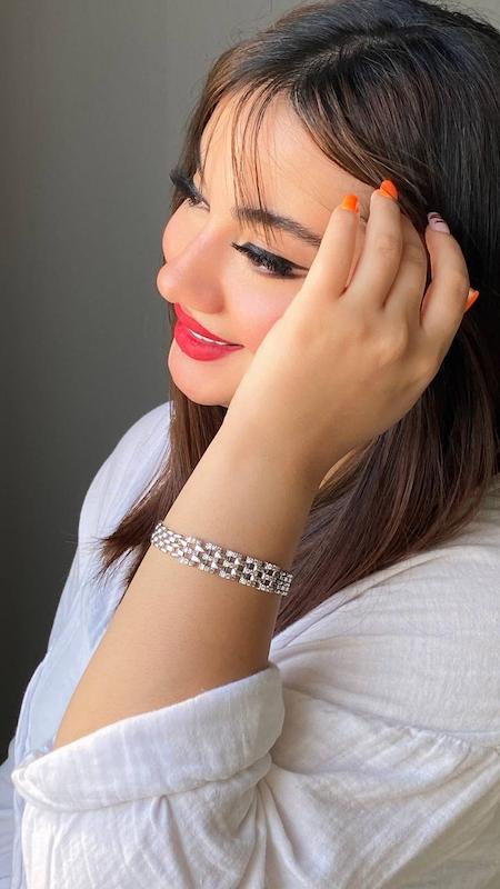 دستبند جواهری مدل آلیا