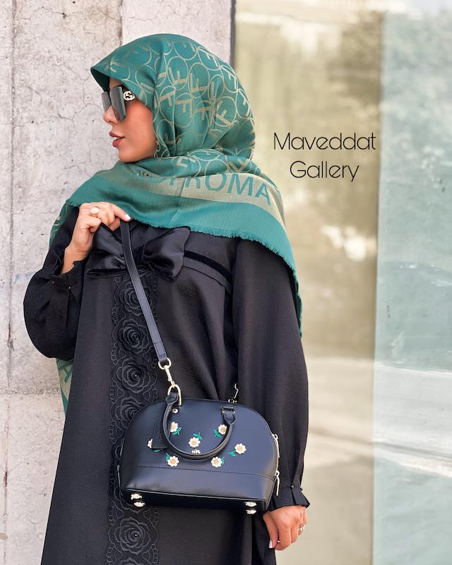 کیف کوچ آلما مشکی بابونه