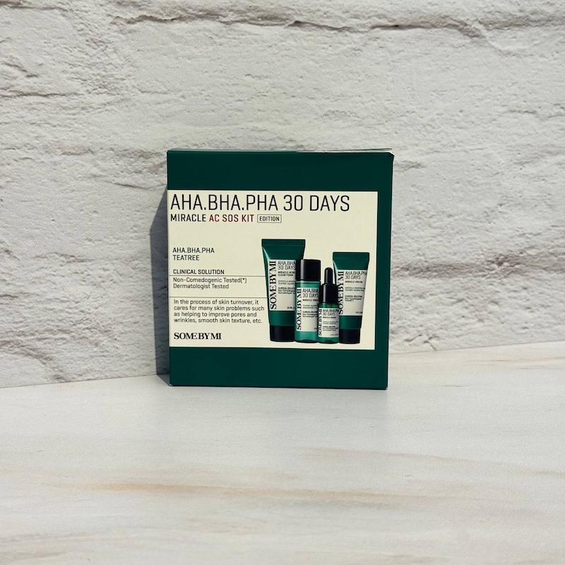 کیت اورژانسی ضد جوش 30 روزه میراکل سام بای می 4 عددی Some By Mi AHA BHA PHA 30 Days Miracle AC SOS Kit