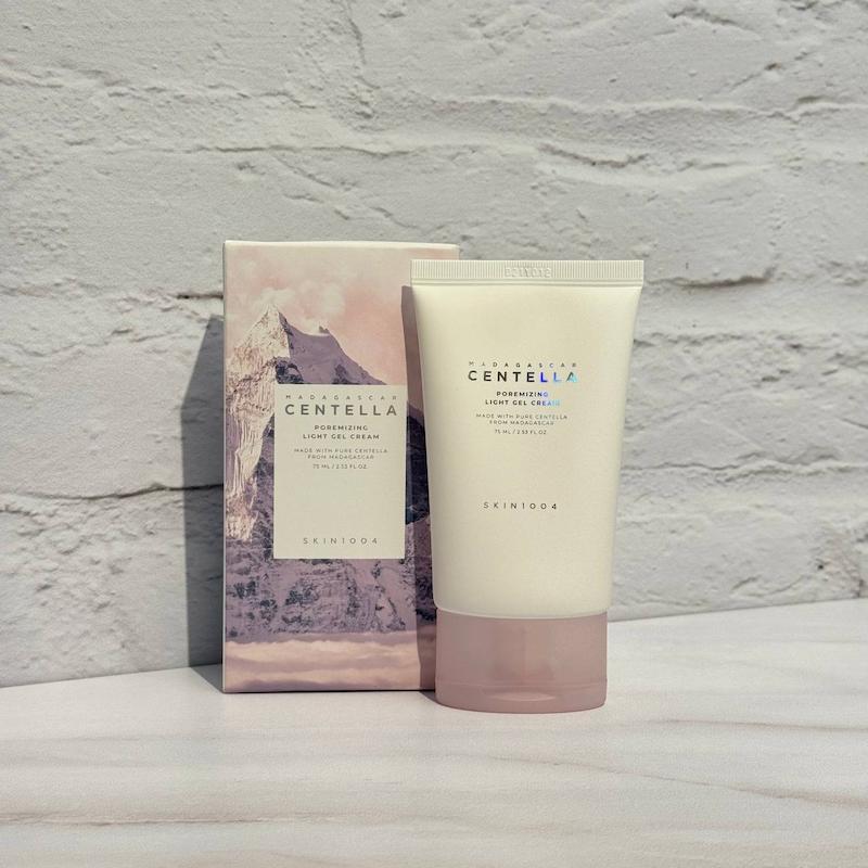 ژل کرم کنترل منافذ سنتلا اسکین 1004 SKIN1004 Centella Poremizing Light Gel Cream