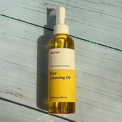 شوینده روغنی ضد جوش منیو  200 میل Ma:nyo Pure Cleansing Oil