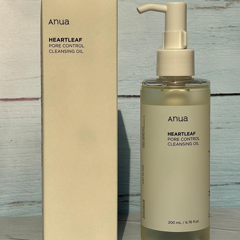 روغن پاک کننده و کنترل منافذ آنوا حاوی عصاره هوتونیا کوردتا 200 میل Anua Heartleaf Pore Control Cleansing Oil 