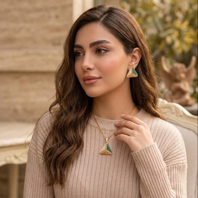نیم ست زنانه میوکی مدل هرم