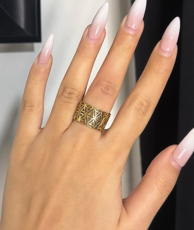 انگشتر برنجی 