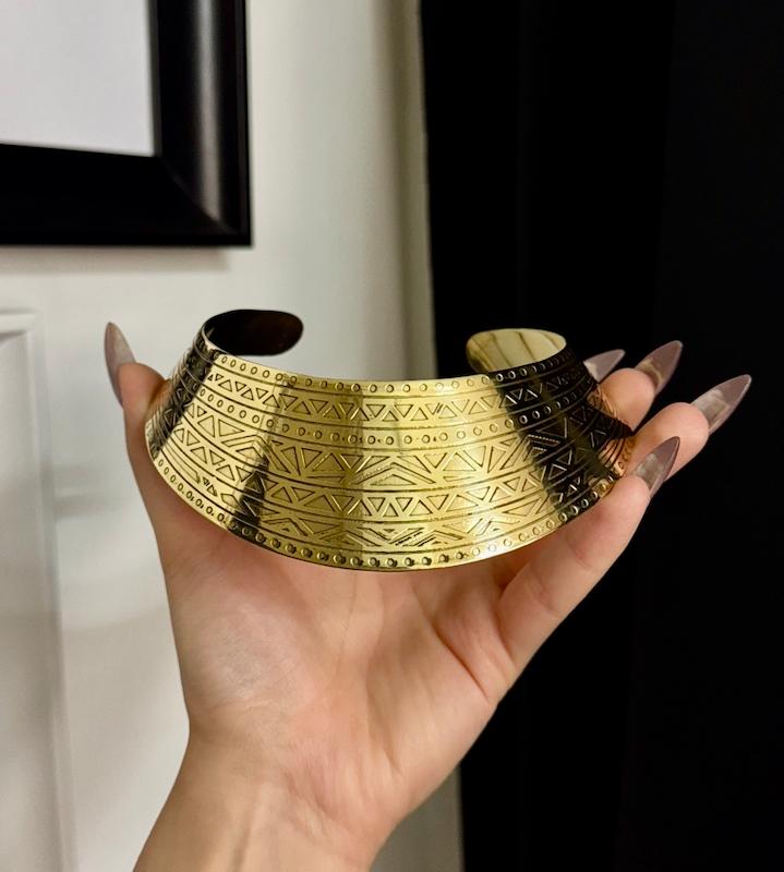 طوق کتیبه ای تمام برنج