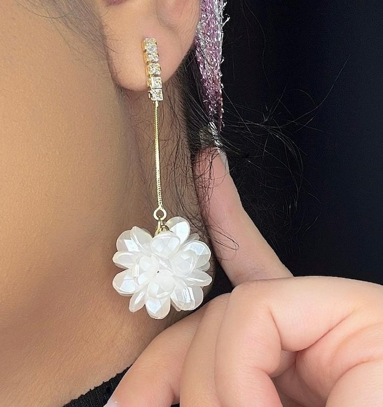 گوشواره شبنم صدفی ( مراقبتی )