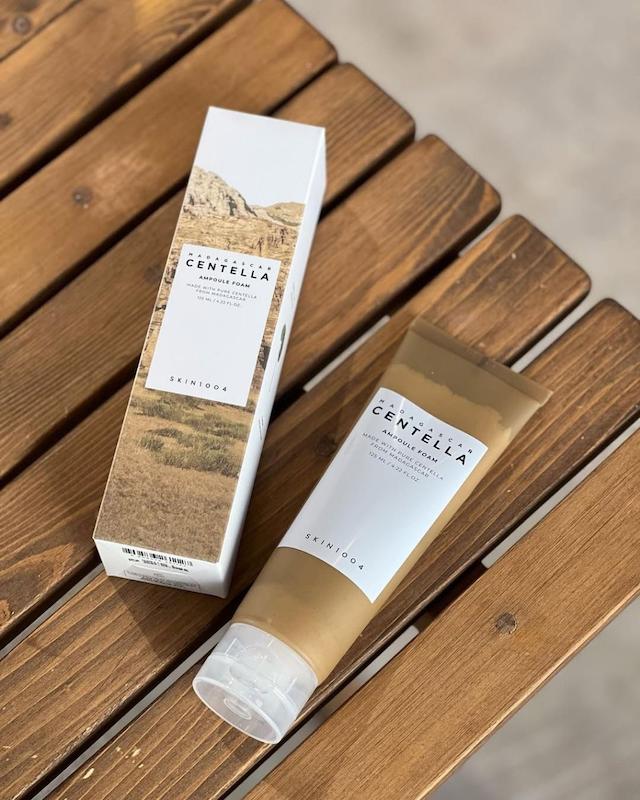 فوم شستشوی ماداگاسکار تسکین دهنده پوست سنتلا اسکین 1004