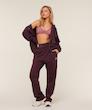 شلوار جاگر فلیس راسته و راحت زنانه جیم شارک اورجینال از ایتالیا Gymshark Training Fleece Straight Leg Regular Joggers Cherry Purple  