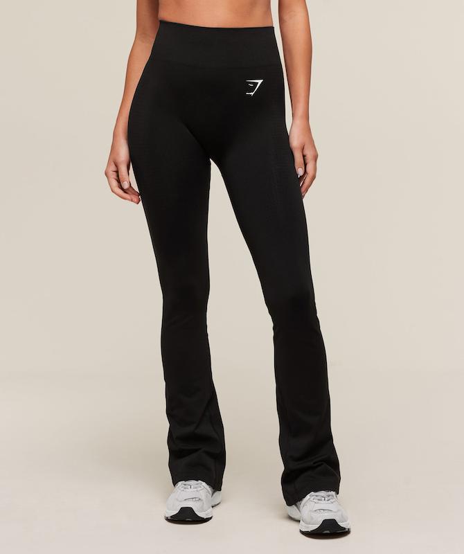 لگ ورزشی دمپا گشاد ویتال سافت جیم شارک اورجینال از انگلیس  Gymshark Vital Soft Flared Leggings