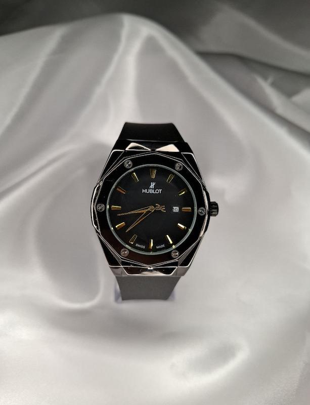 ساعت کهکشانی هابلوت