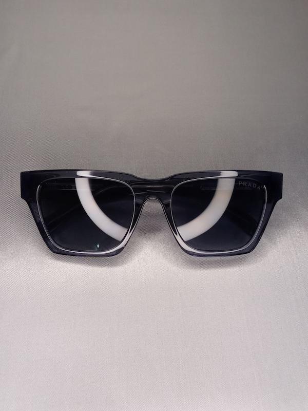 عینک آفتابی پرادا