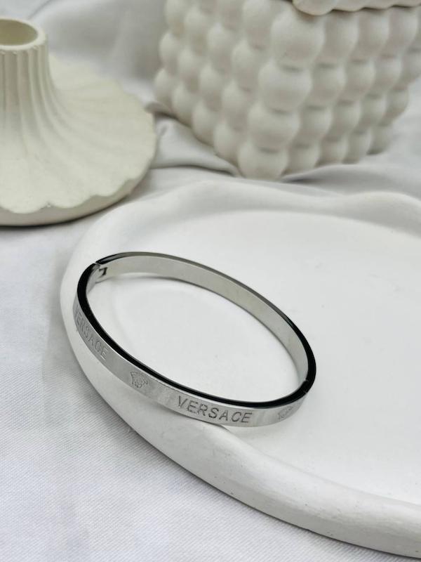 دستبند استیل ورساچه