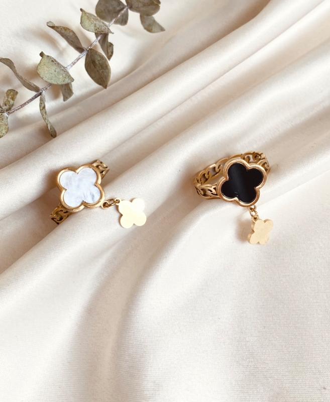 انگشتر ونكليف  با آويز