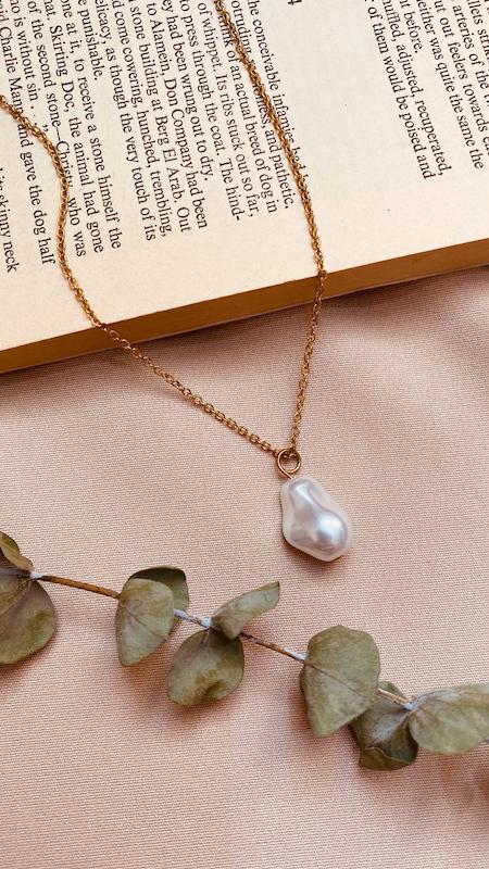 گردنبند مروارید پرورشي