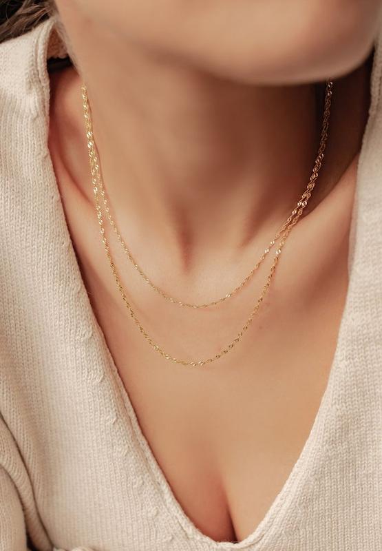 گردنبند پيچي دولاين