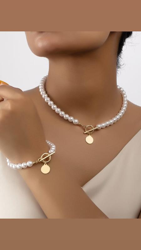 ست دستبند و گردنبند مرواريد قفل تي