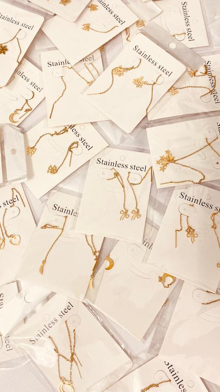 گوشواره  بخيه اي