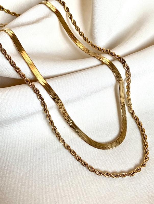 گردنبند ماري و طنابي