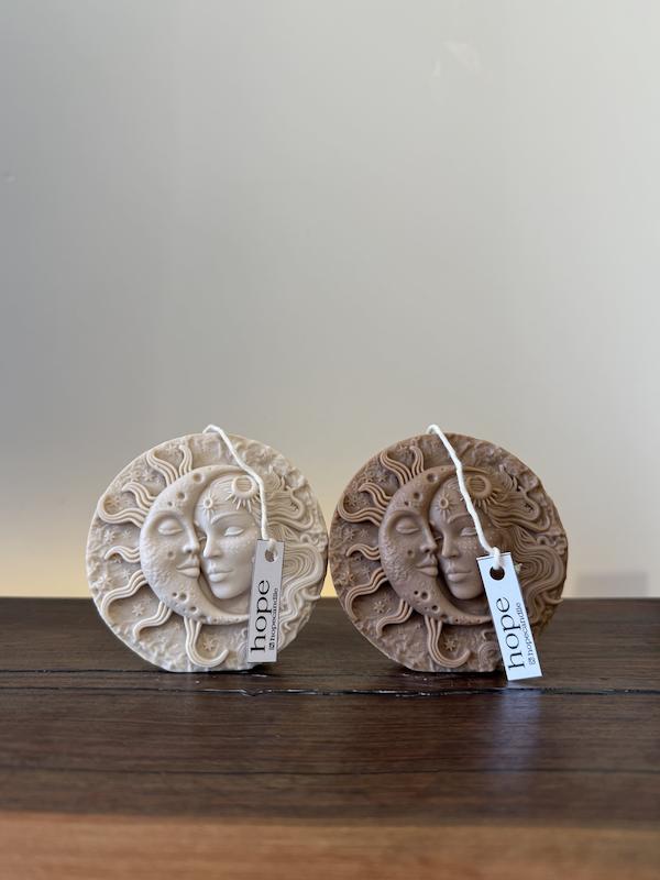 کتیبه ماه و خورشید