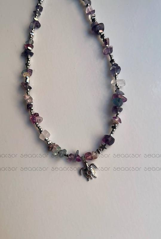 گردنبند سنگ و حدید