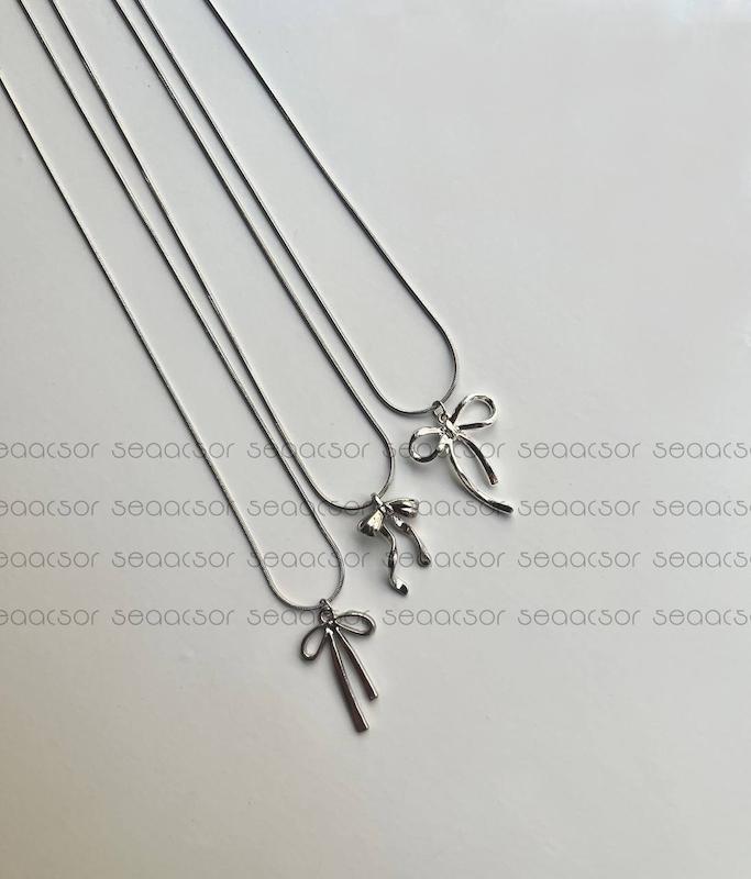 گردنبند پاپیون