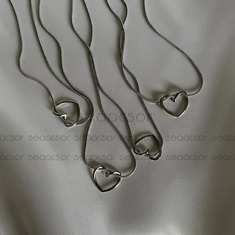 گردنبند قلب مینیمال