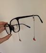 آویز عینک