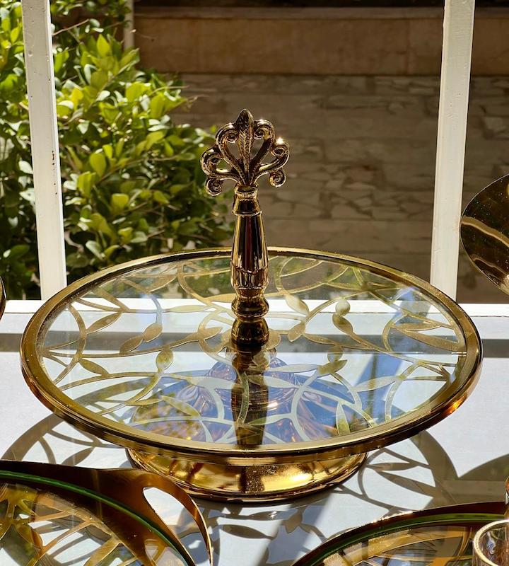 شیرینی خوری پایه دار