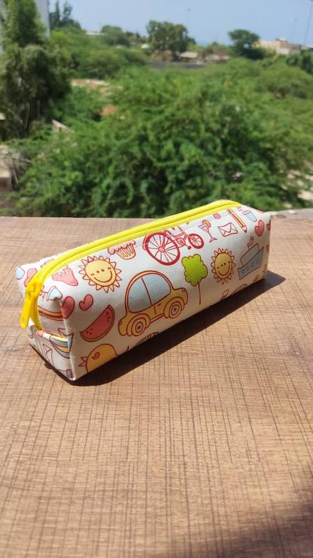 جامدادی تک زیپ طرح کودکانه ملوپن🌞